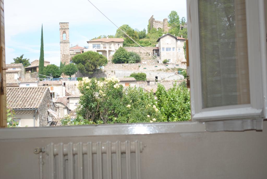 Le Logis Charmant Charmes-sur-Rhone Habitación foto